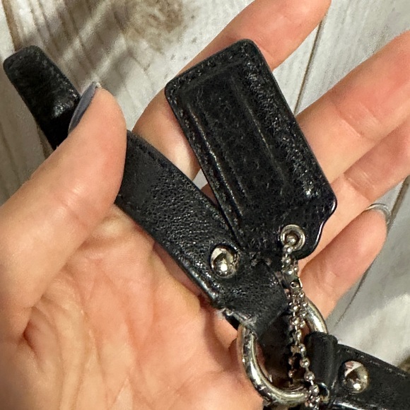 VINTAGE COACH CROSSBODY! - Picture 8 of 12